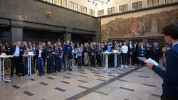 Gruppenbild der Verleihung in der Prometheushalle der Albert-Ludwigs-Universität Freiburg statt.