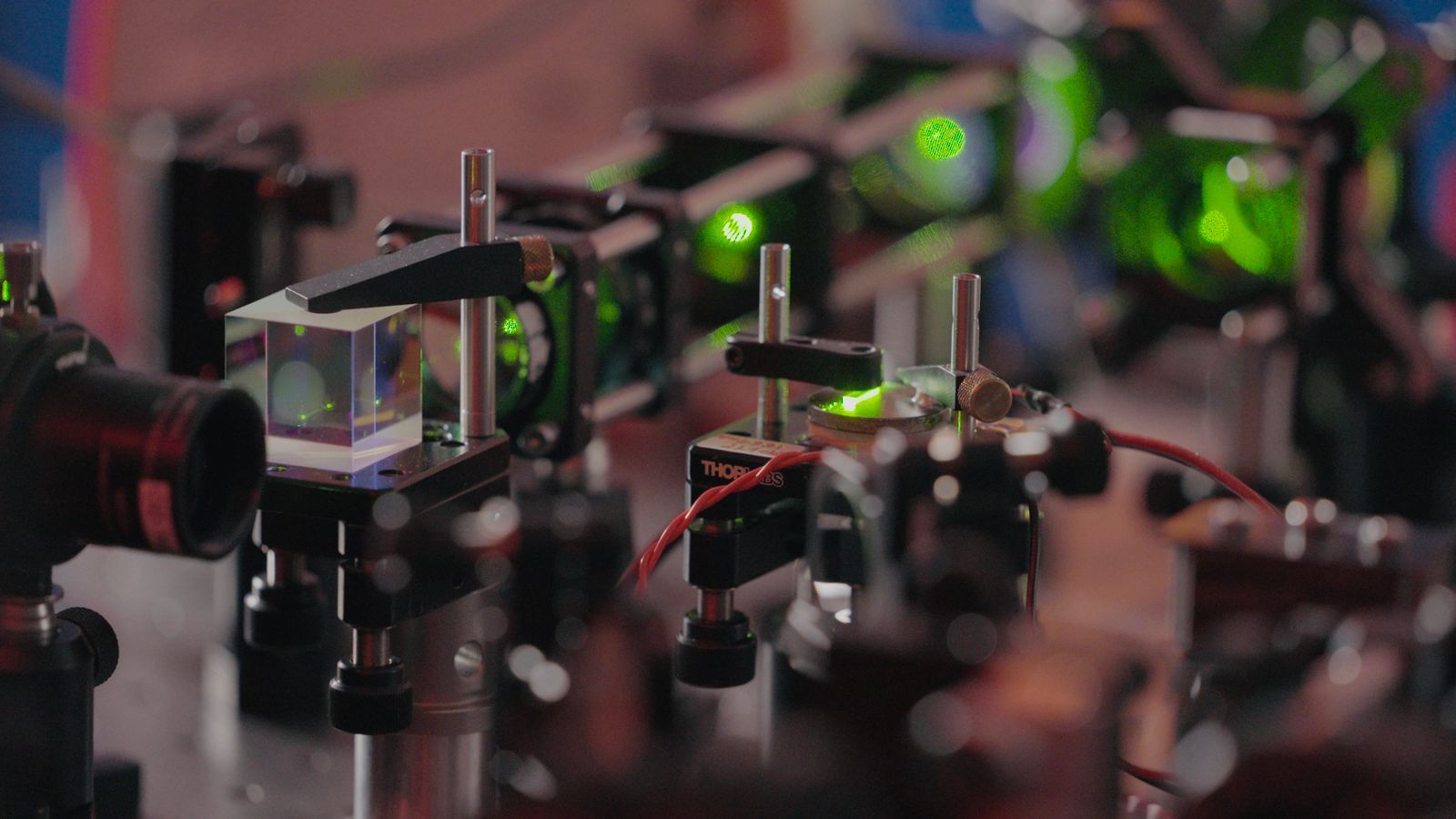 Versuchsaufbau eines Aufbaus zur Erzeugung quantisierter Lichtzustände
